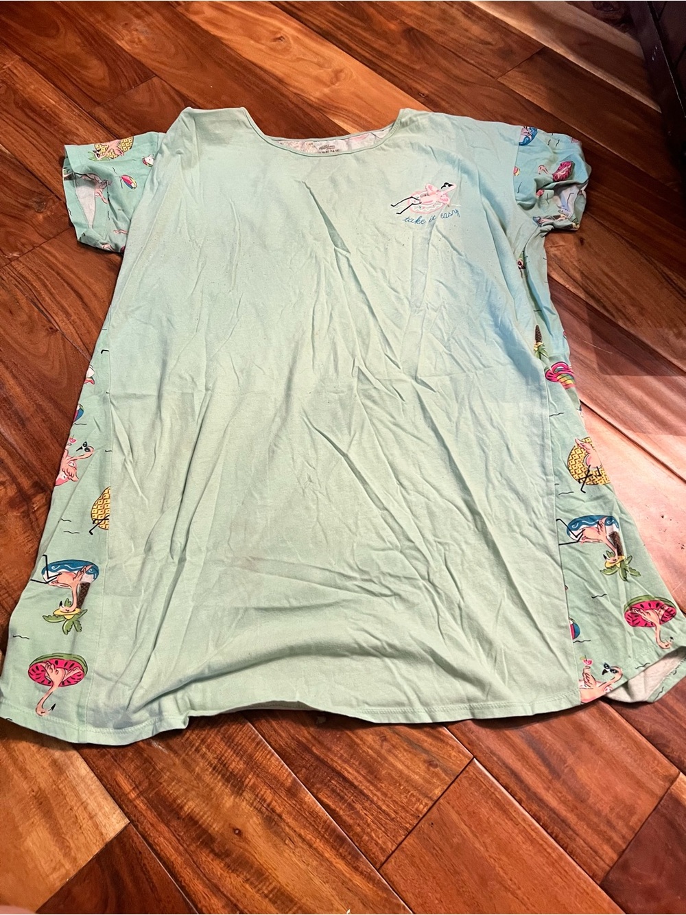 Women’s secret treasures pool float nightgown. Size large/xl
